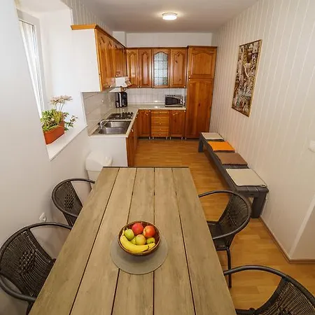 阿里泰西尔弗公寓