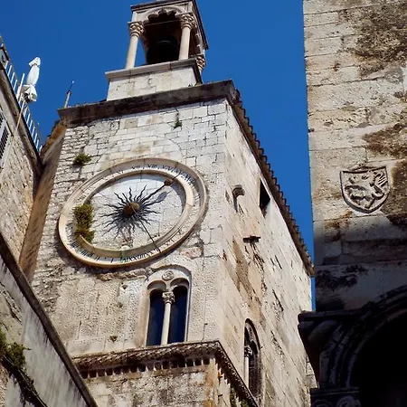 Alithia Silver דירה *