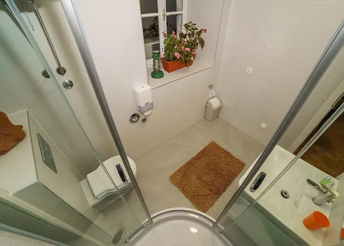 Lejlighed Alithia Silver Split