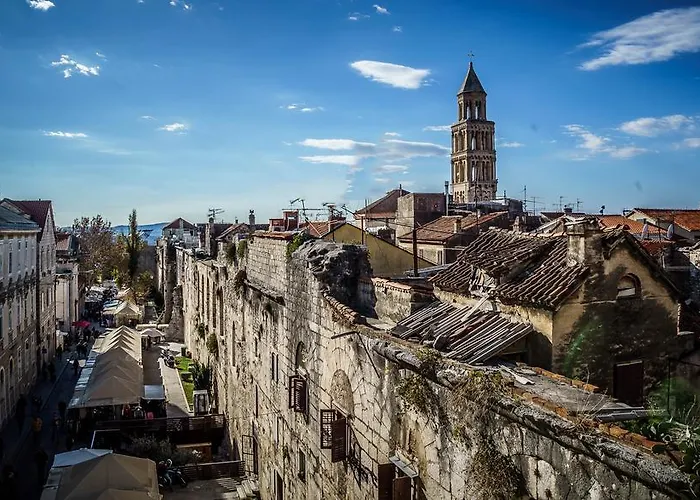 Apartment Alithia Silver *